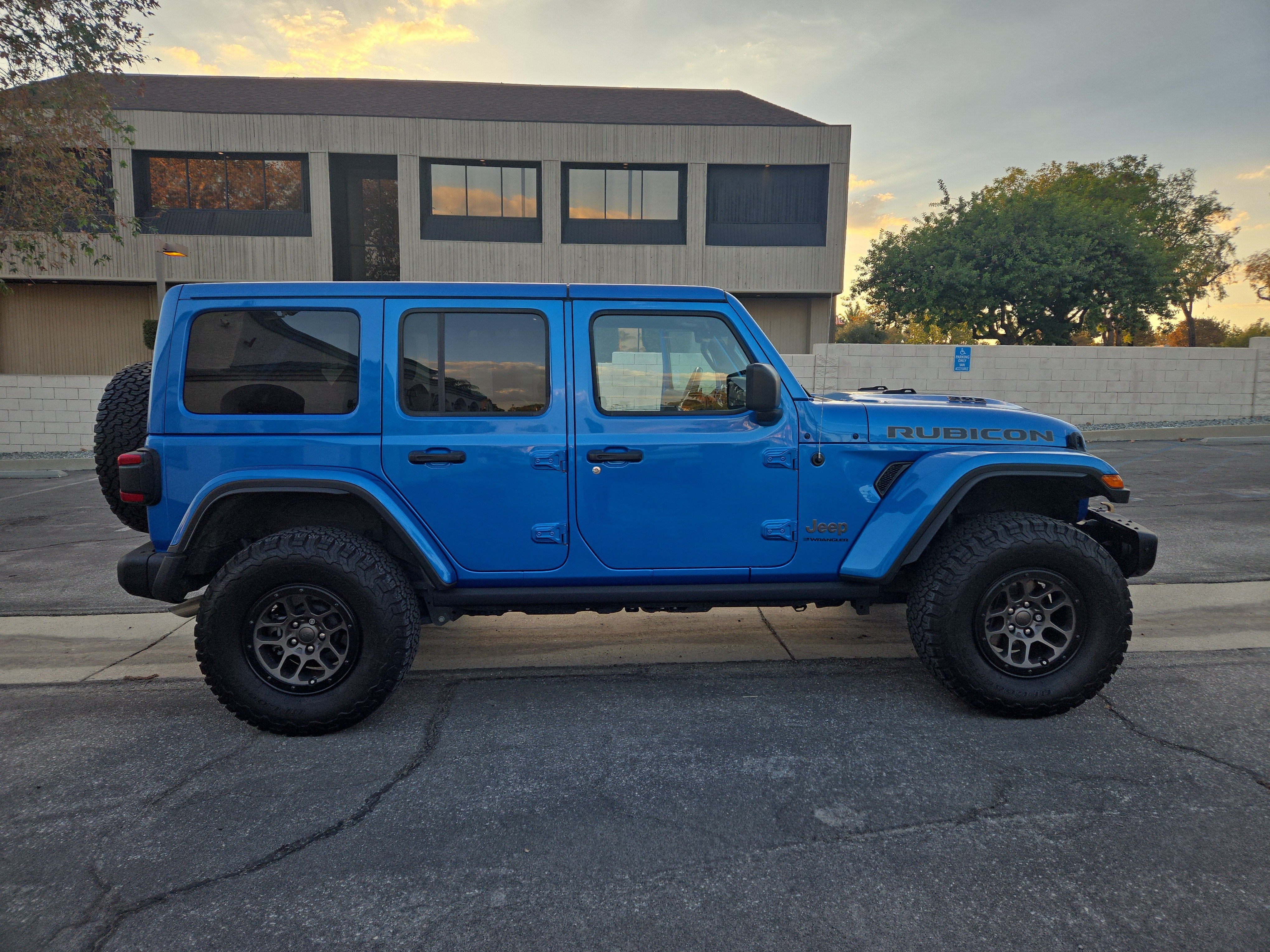2023 Jeep Wrangler 4-Door Rubicon 392 4x4