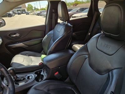 2019 Jeep Cherokee Limited FWD