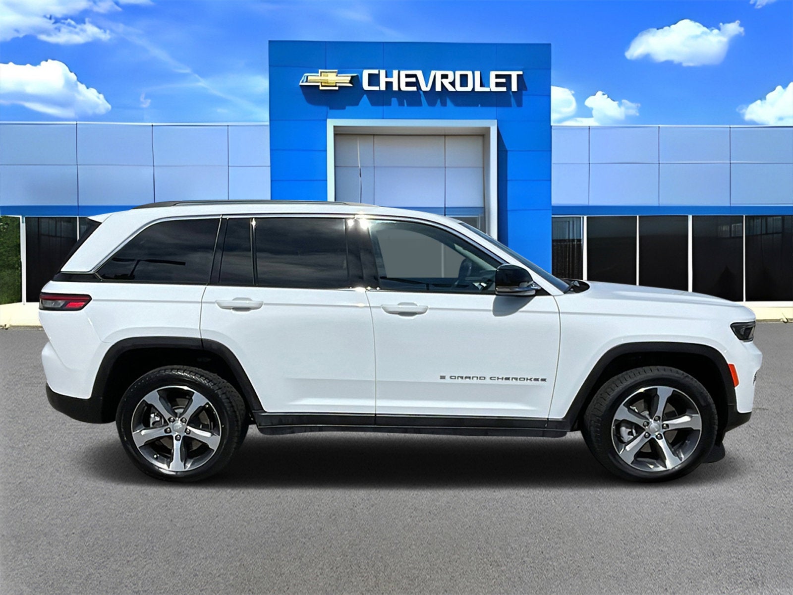 2023 Jeep Grand Cherokee 4xe 4DR 4WD