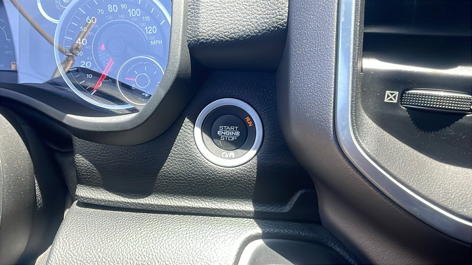 2022 RAM 1500 Big Horn Crew Cab 4x2 5'7" Box