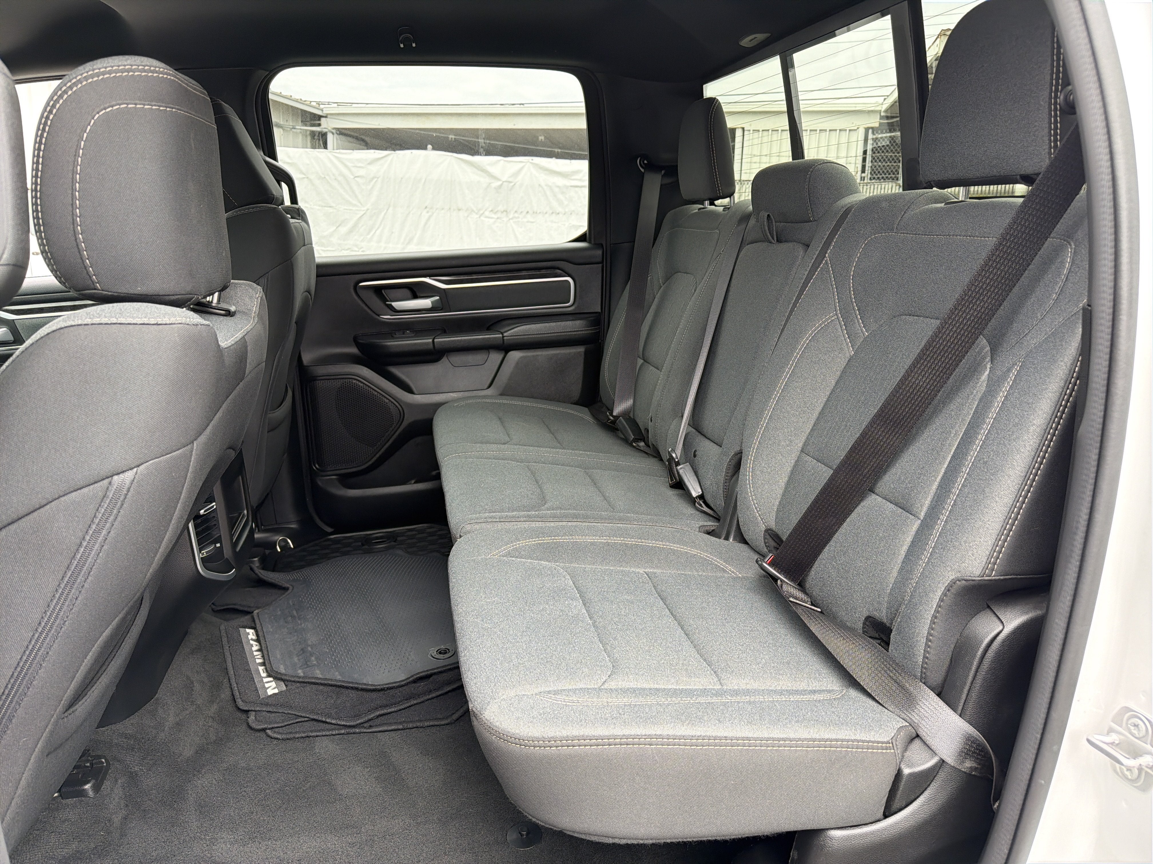 2022 RAM 1500 Big Horn Crew Cab 4x4 6'4" Box