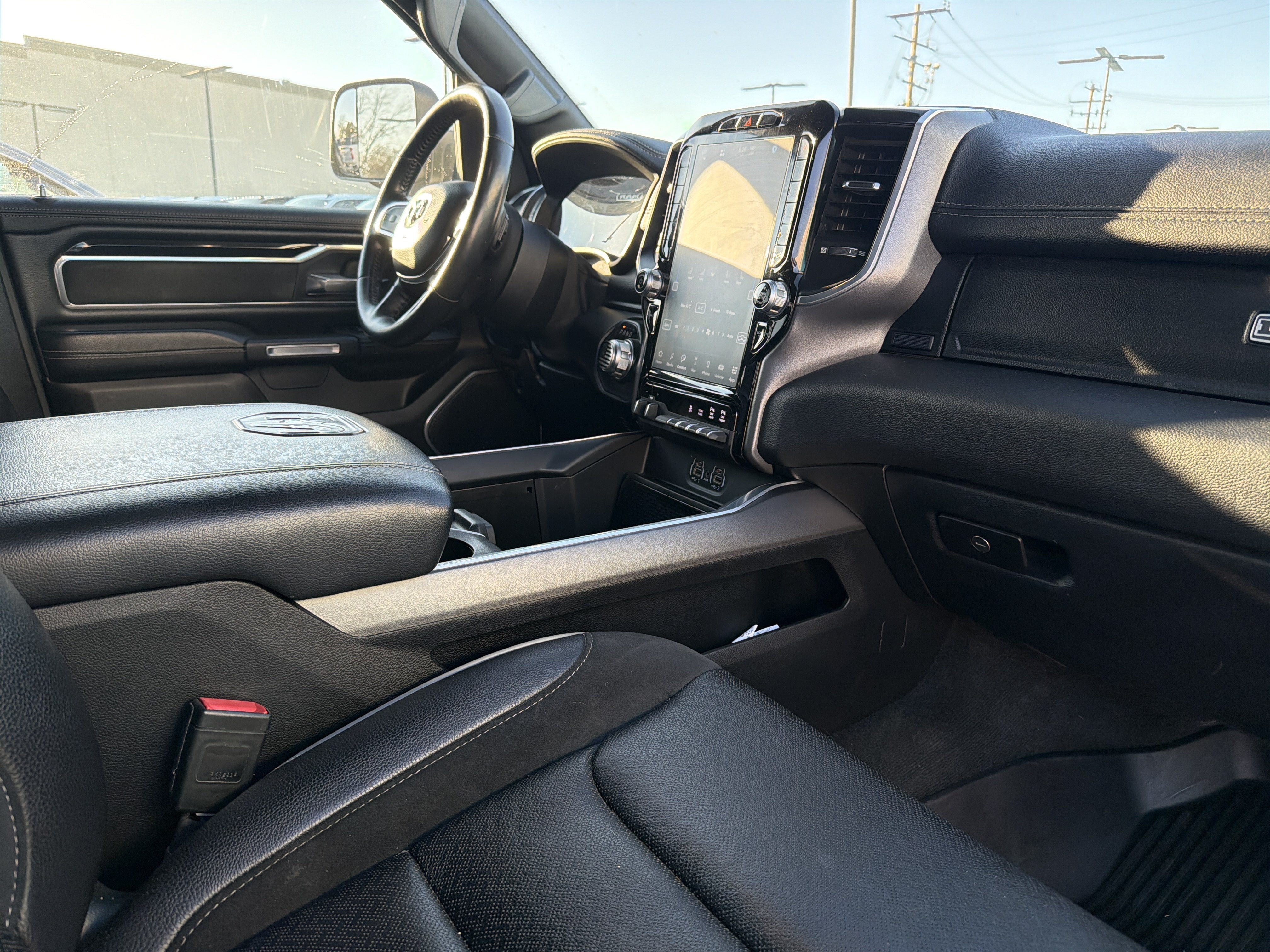 2022 RAM 1500 Laramie Crew Cab 4x4 5'7" Box