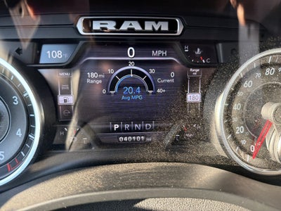 2022 RAM 1500 Laramie Crew Cab 4x4 5'7" Box