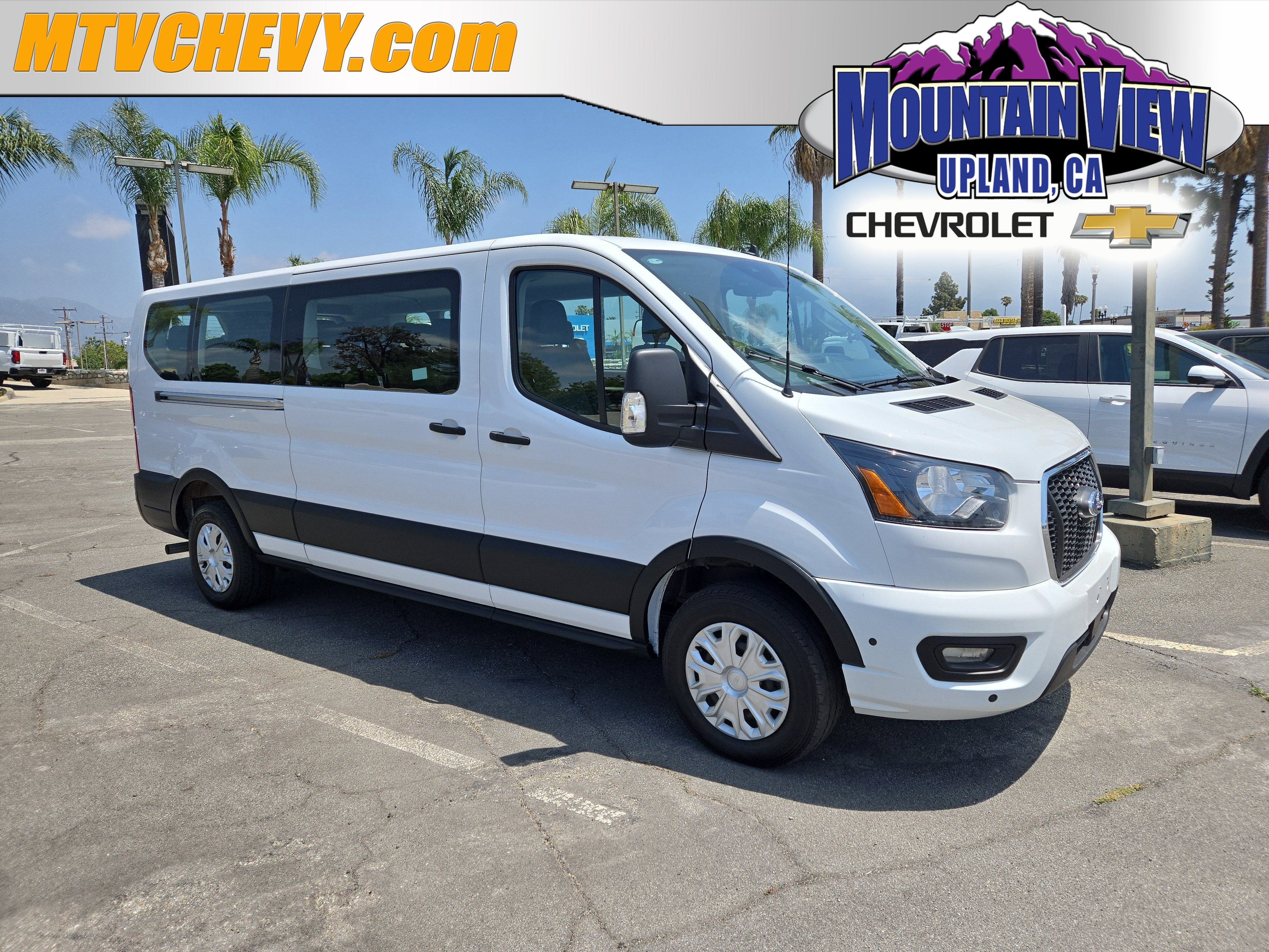 2025 Ford Transit Passenger Wagon XL