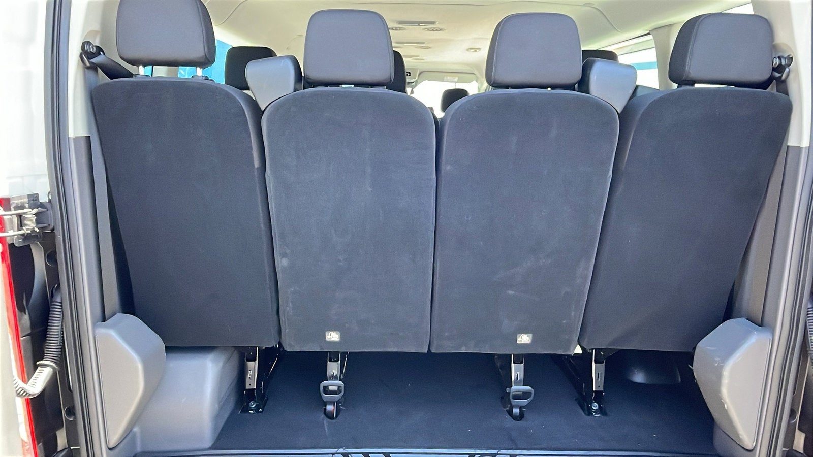 2025 Ford Transit Passenger Wagon XL