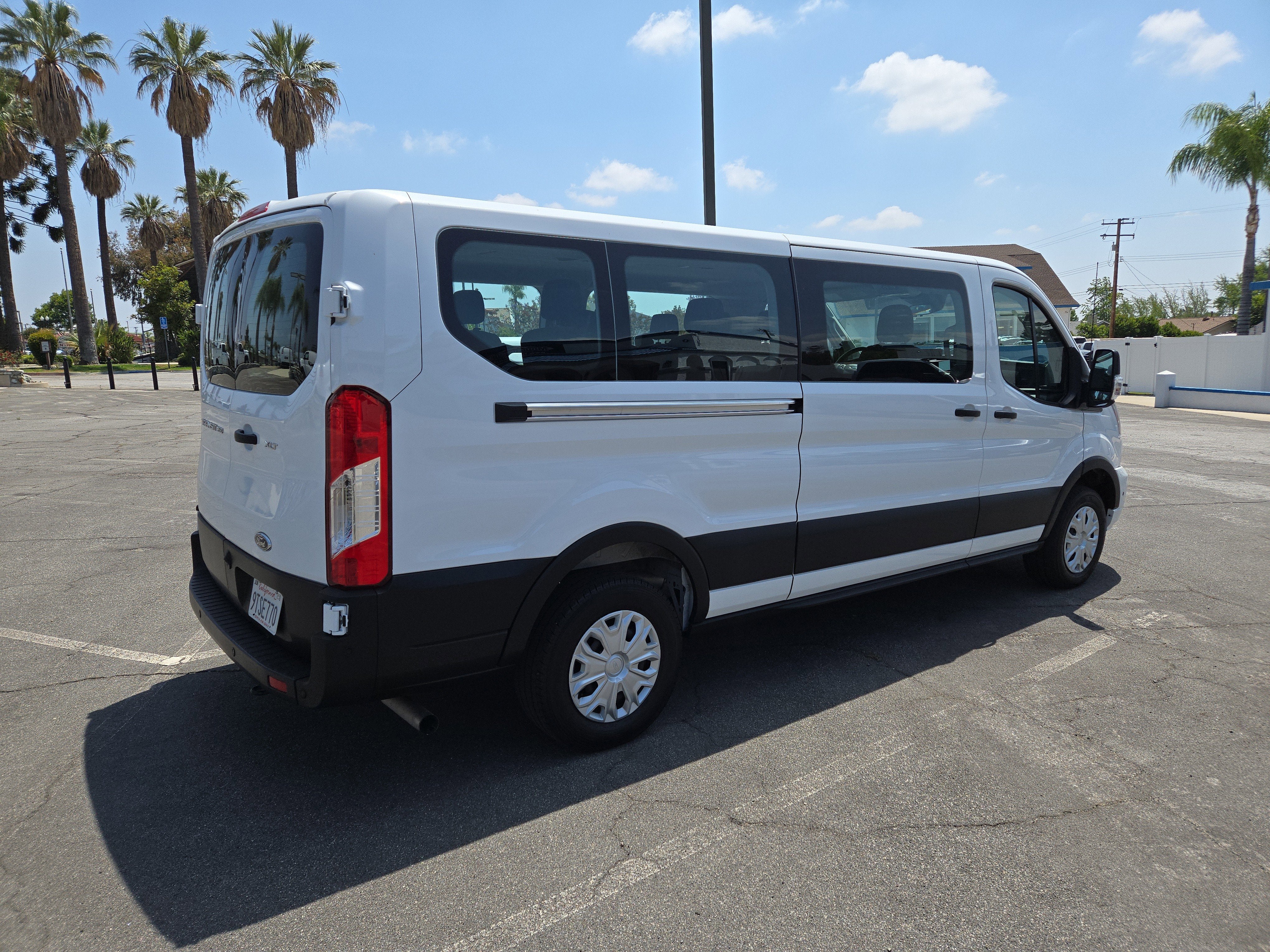 2025 Ford Transit Passenger Wagon XL