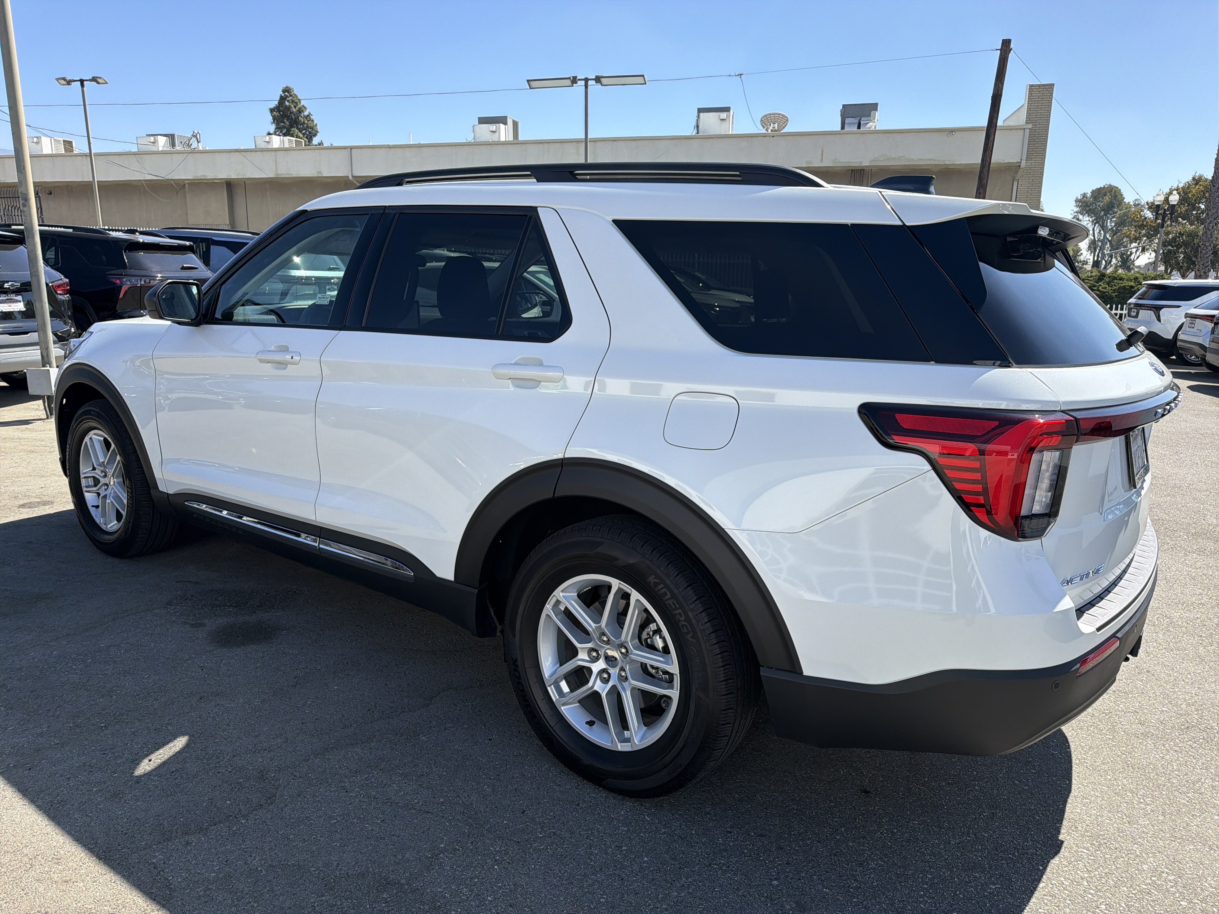 2025 Ford Explorer Active