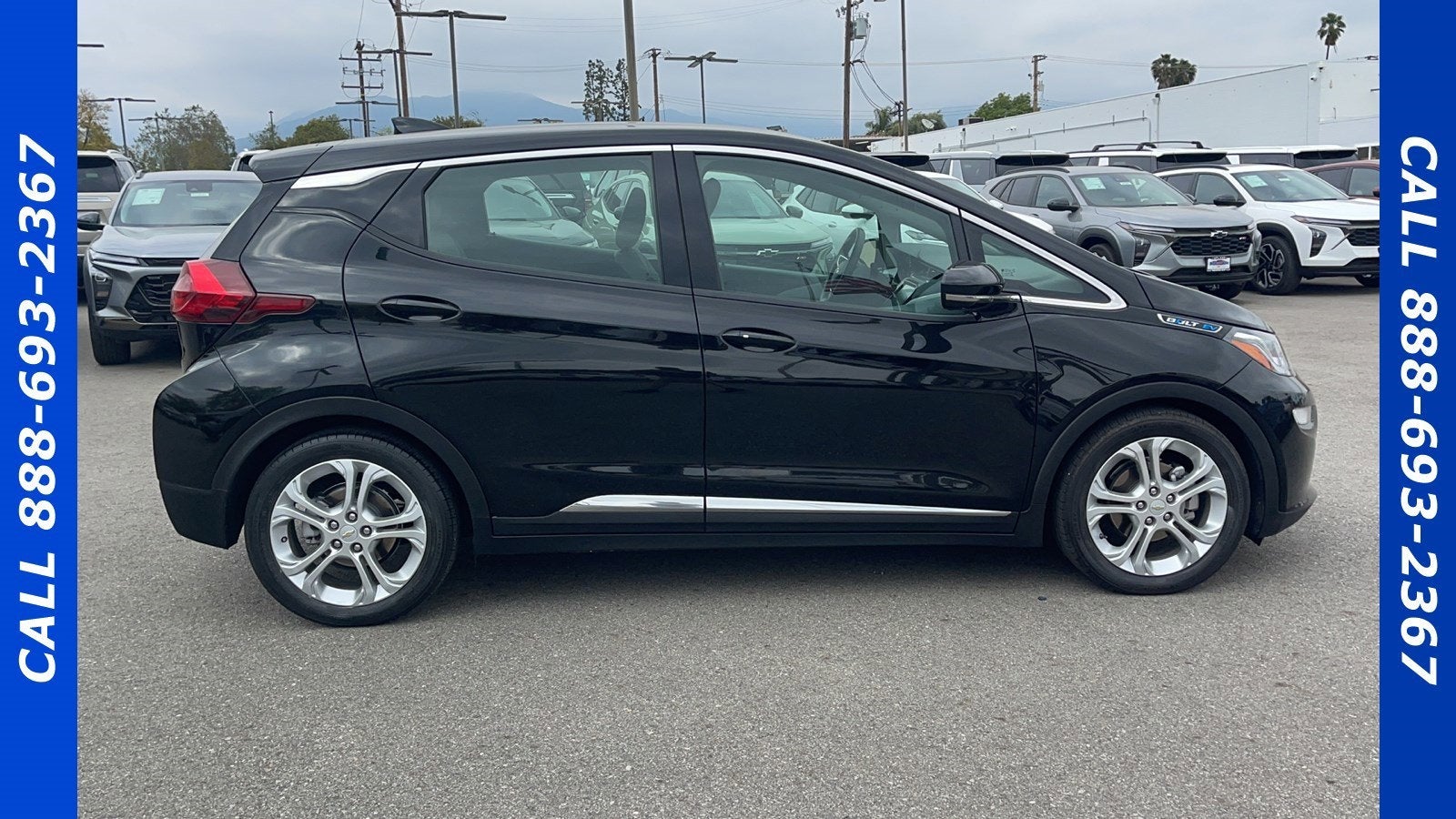Used 2021 Chevrolet Bolt EV LT with VIN 1G1FY6S0XM4105784 for sale in Upland, CA