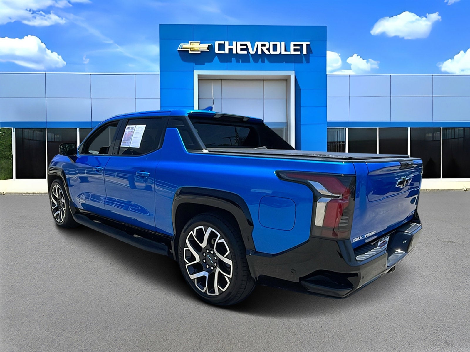 2025 Chevrolet Silverado EV RST - Max Range