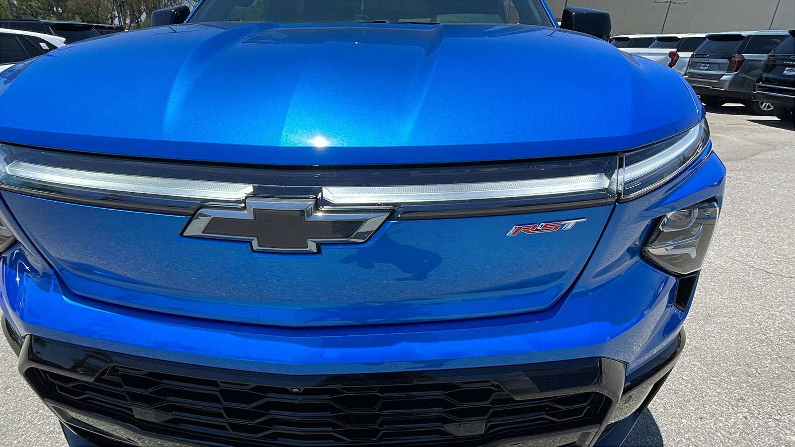2025 Chevrolet Silverado EV RST - Max Range