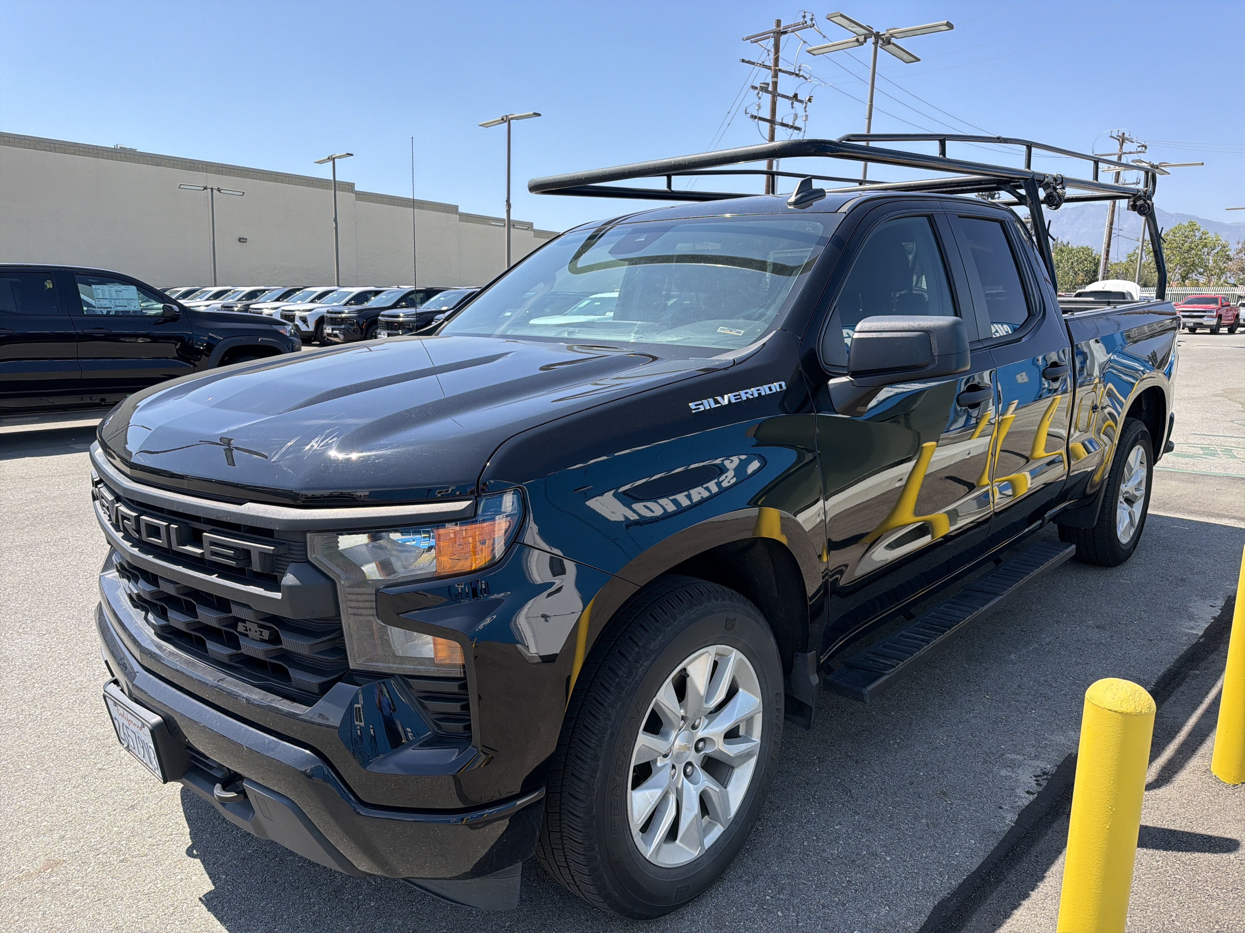 2023 Chevrolet Silverado 1500 Custom