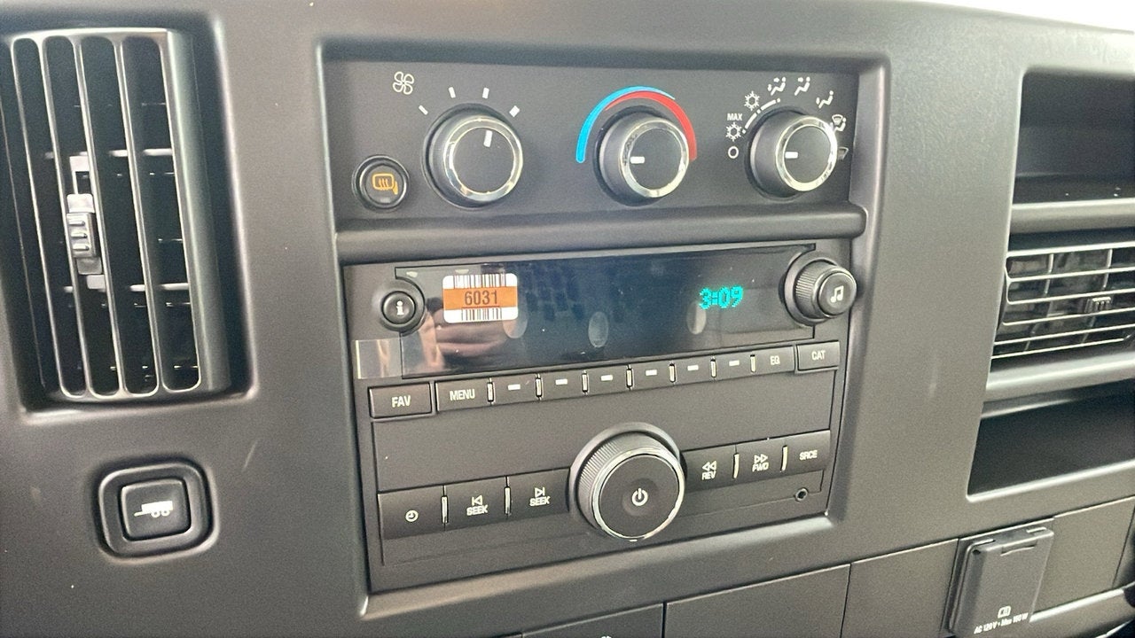 2026 Chevrolet Express Cargo WT
