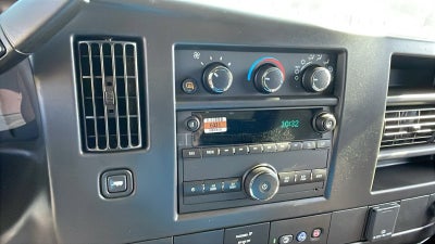 2026 Chevrolet Express Cargo WT