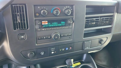 2025 Chevrolet Express Cargo 2500 WT