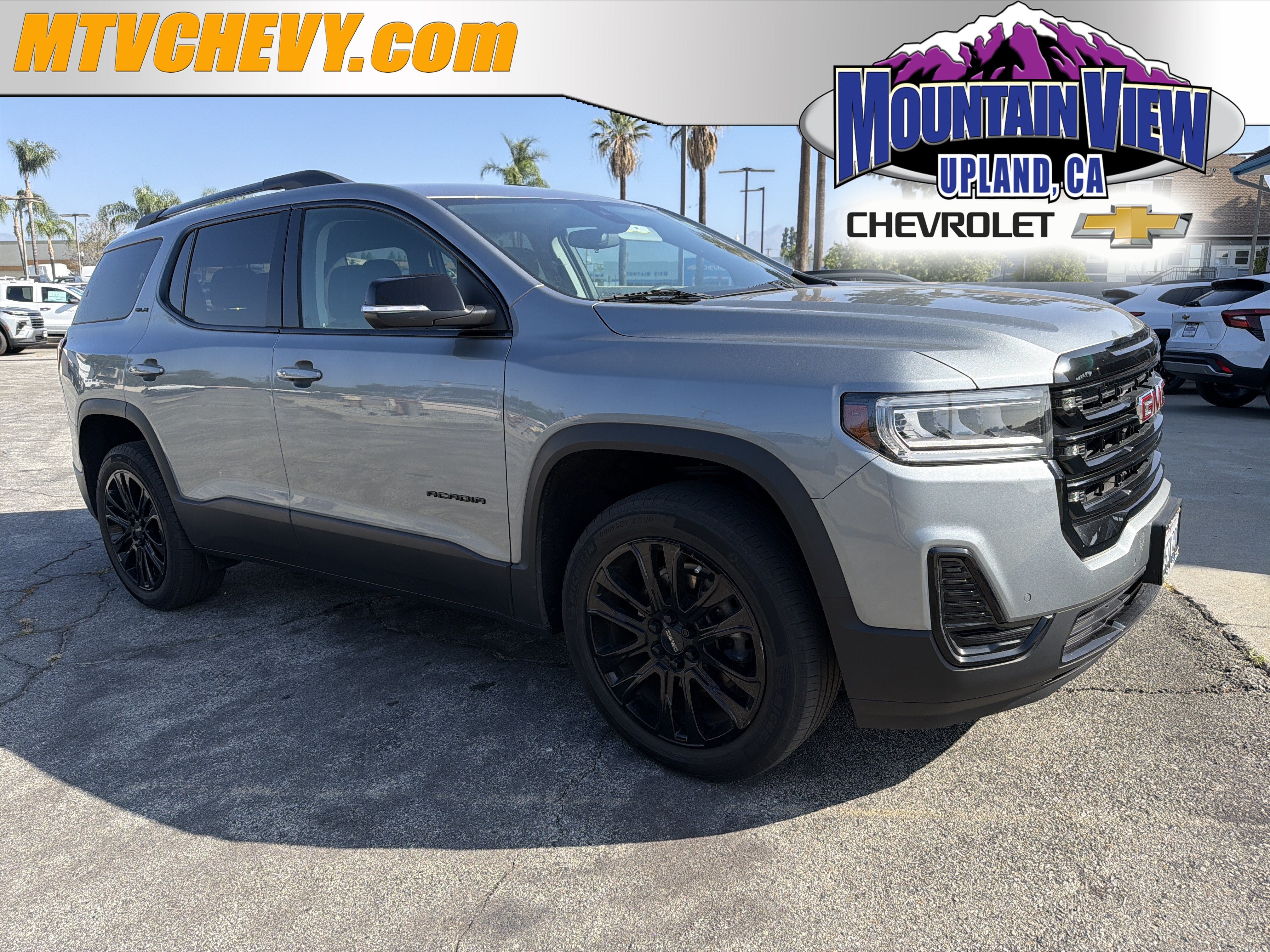 2023 GMC Acadia SLE