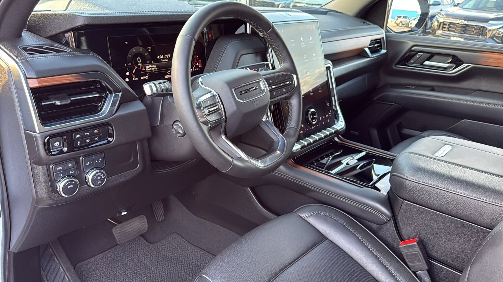 2025 GMC Yukon Denali