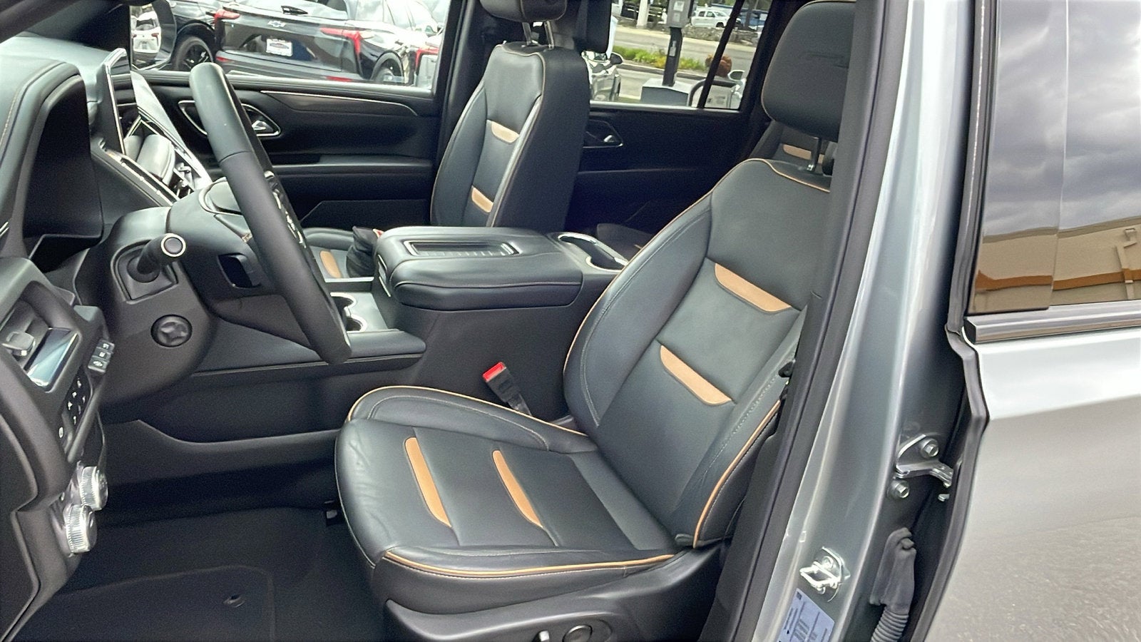 2024 GMC Yukon XL AT4
