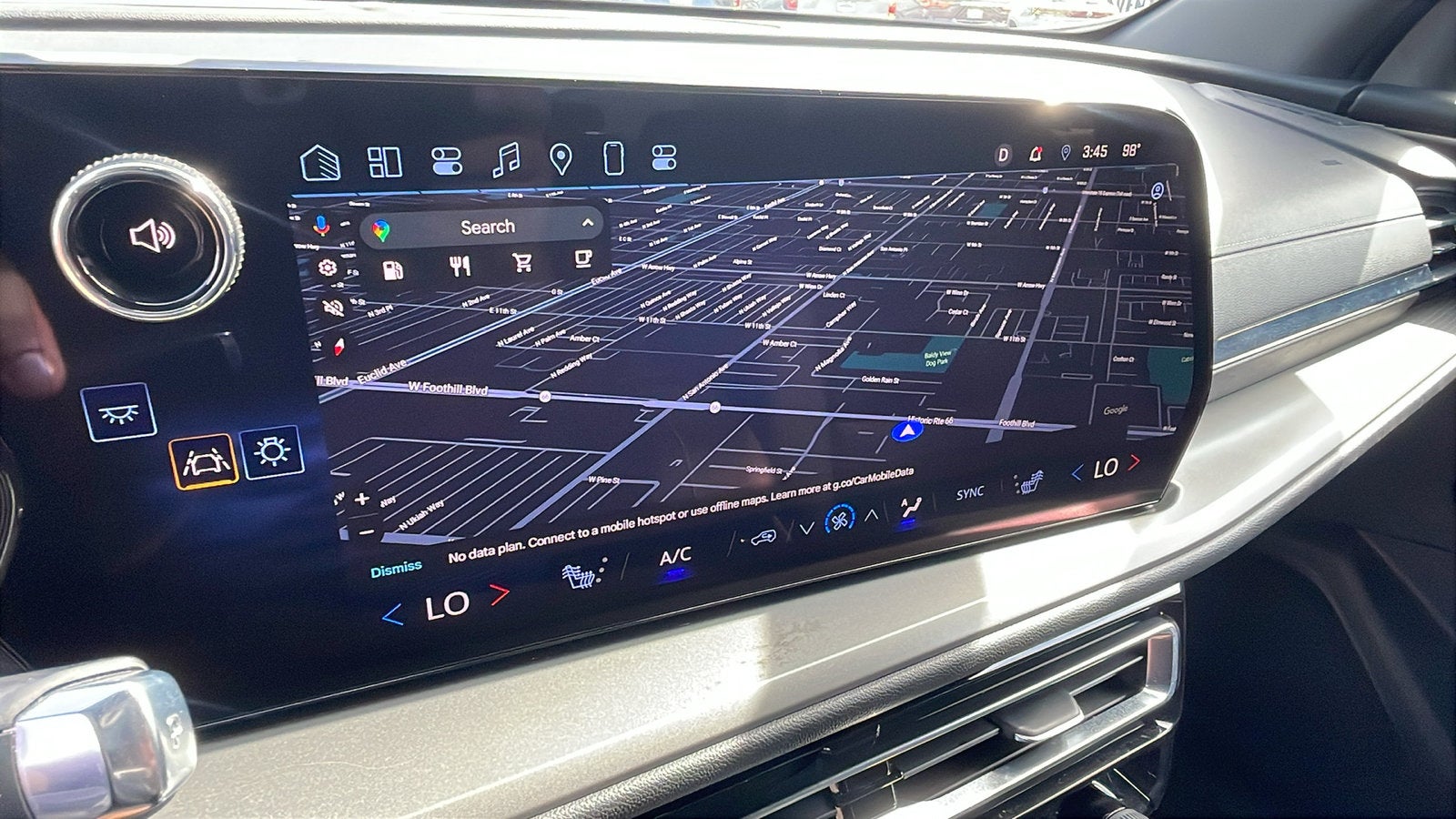 2024 Chevrolet Traverse LS