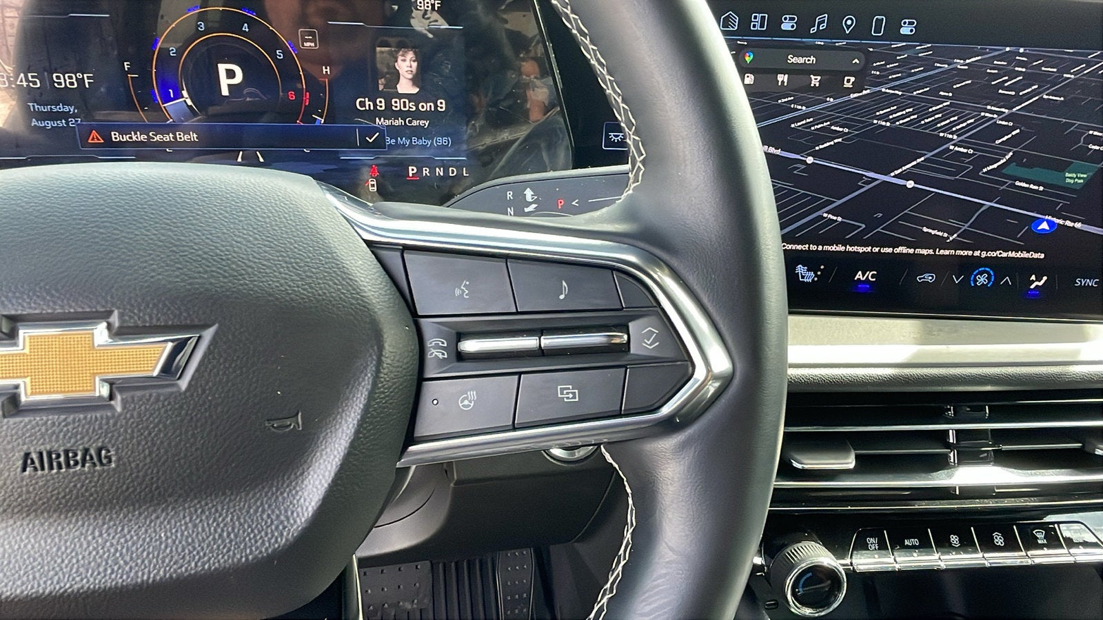 2024 Chevrolet Traverse LS