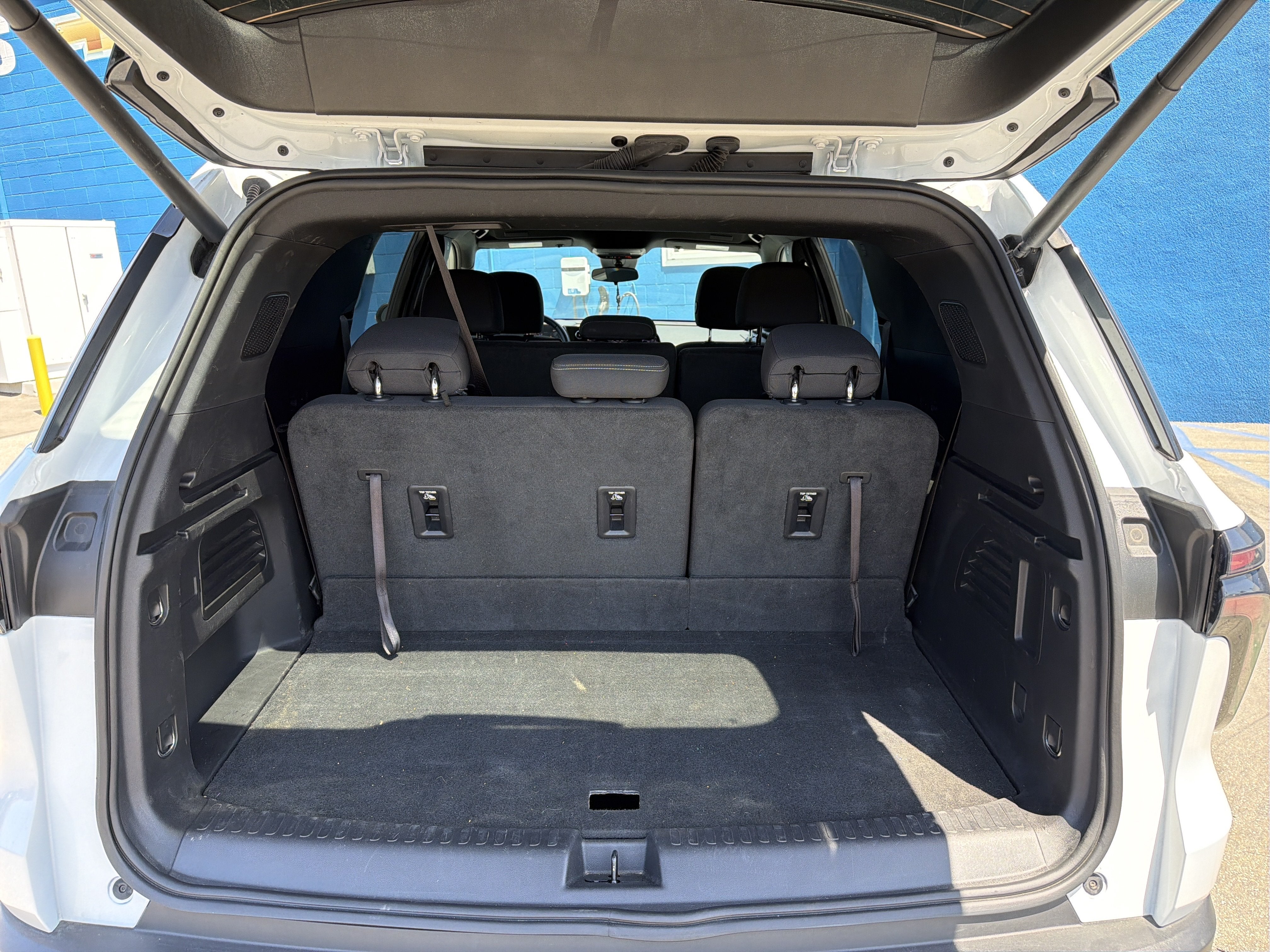 2024 Chevrolet Traverse LS