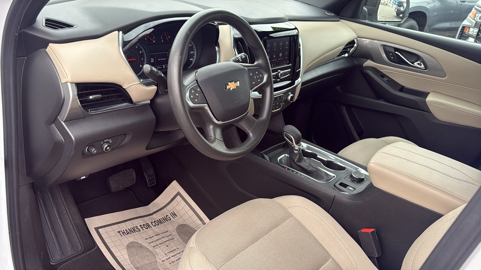 2023 Chevrolet Traverse LS