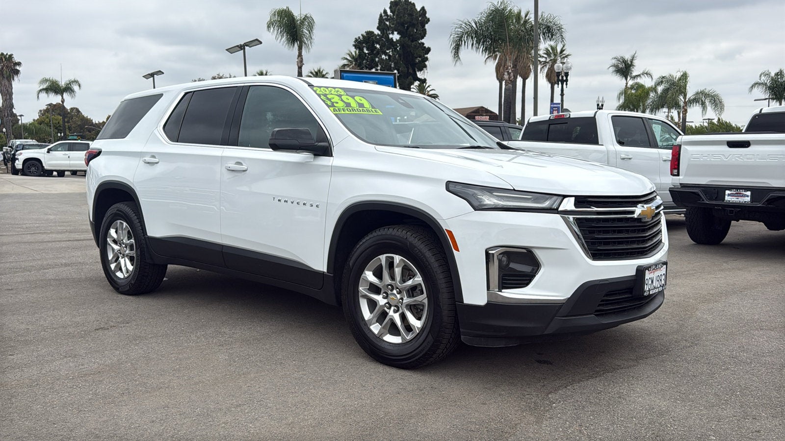 2023 Chevrolet Traverse LS