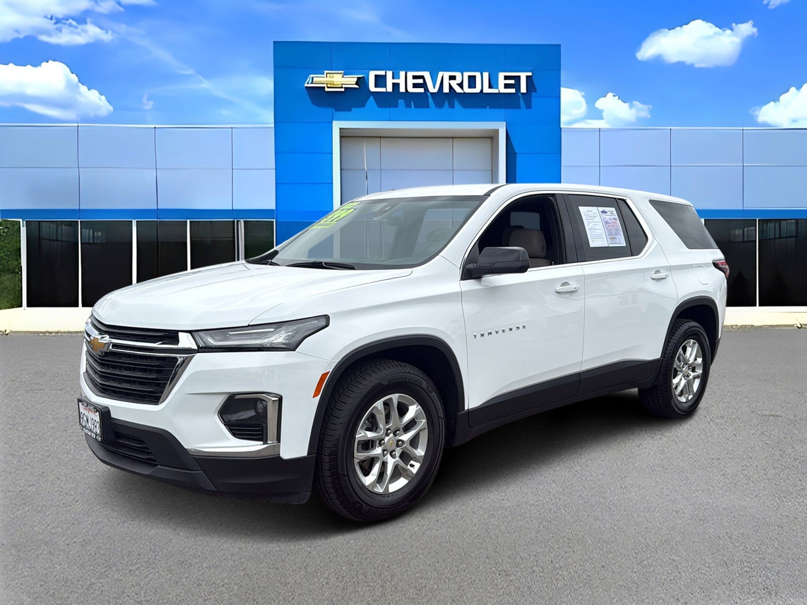2023 Chevrolet Traverse LS