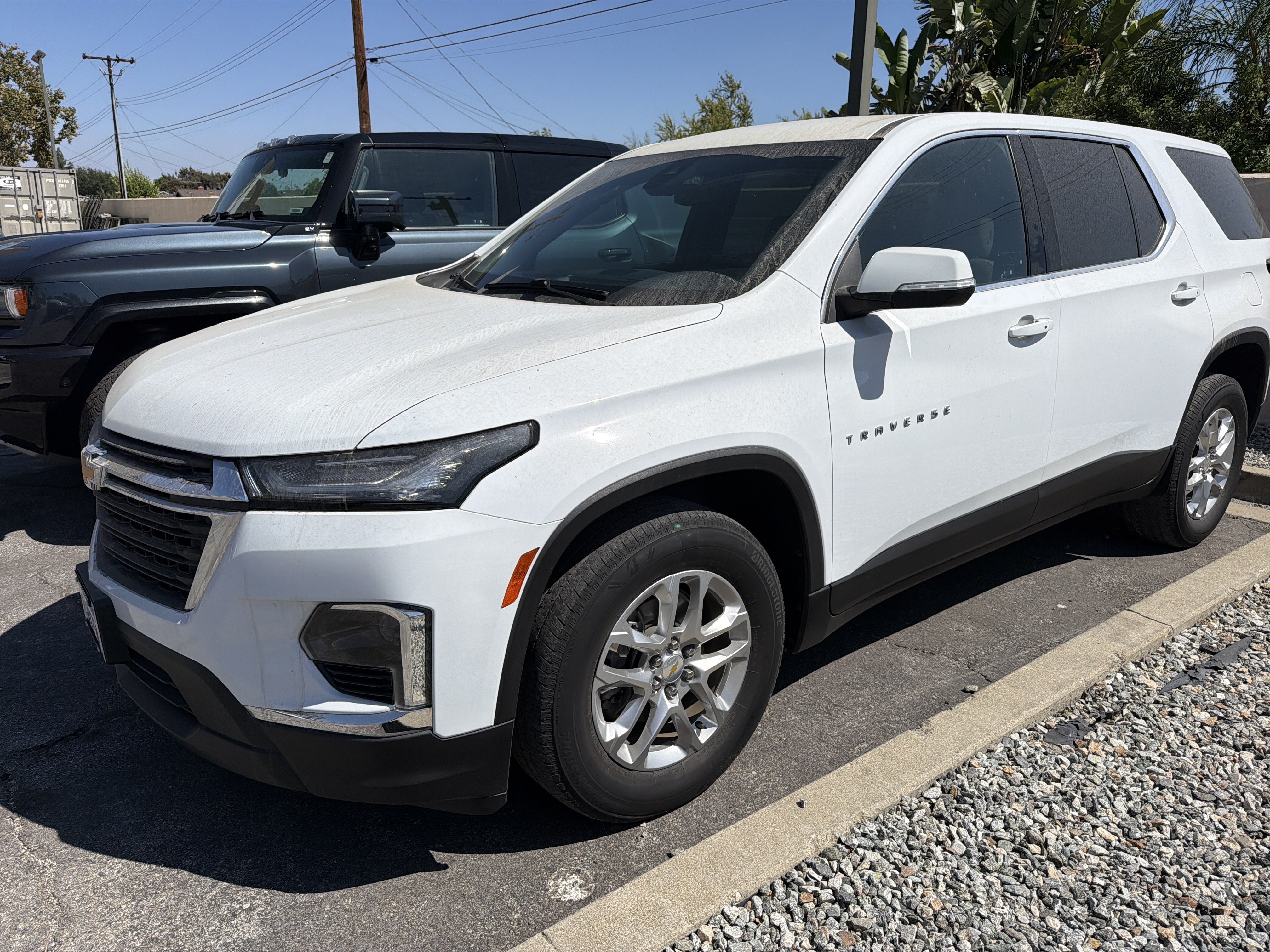2023 Chevrolet Traverse LS