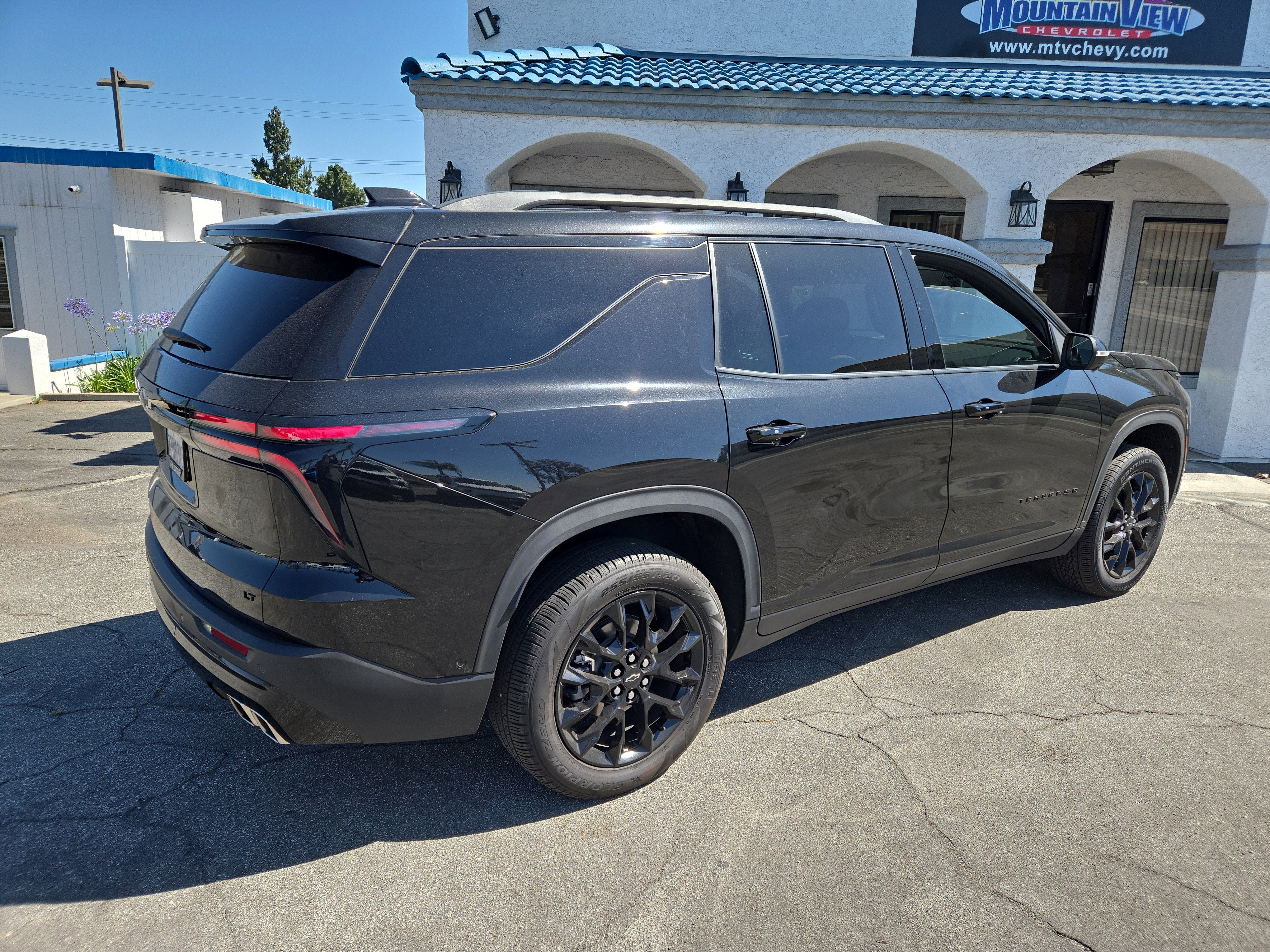 2024 Chevrolet Traverse LT