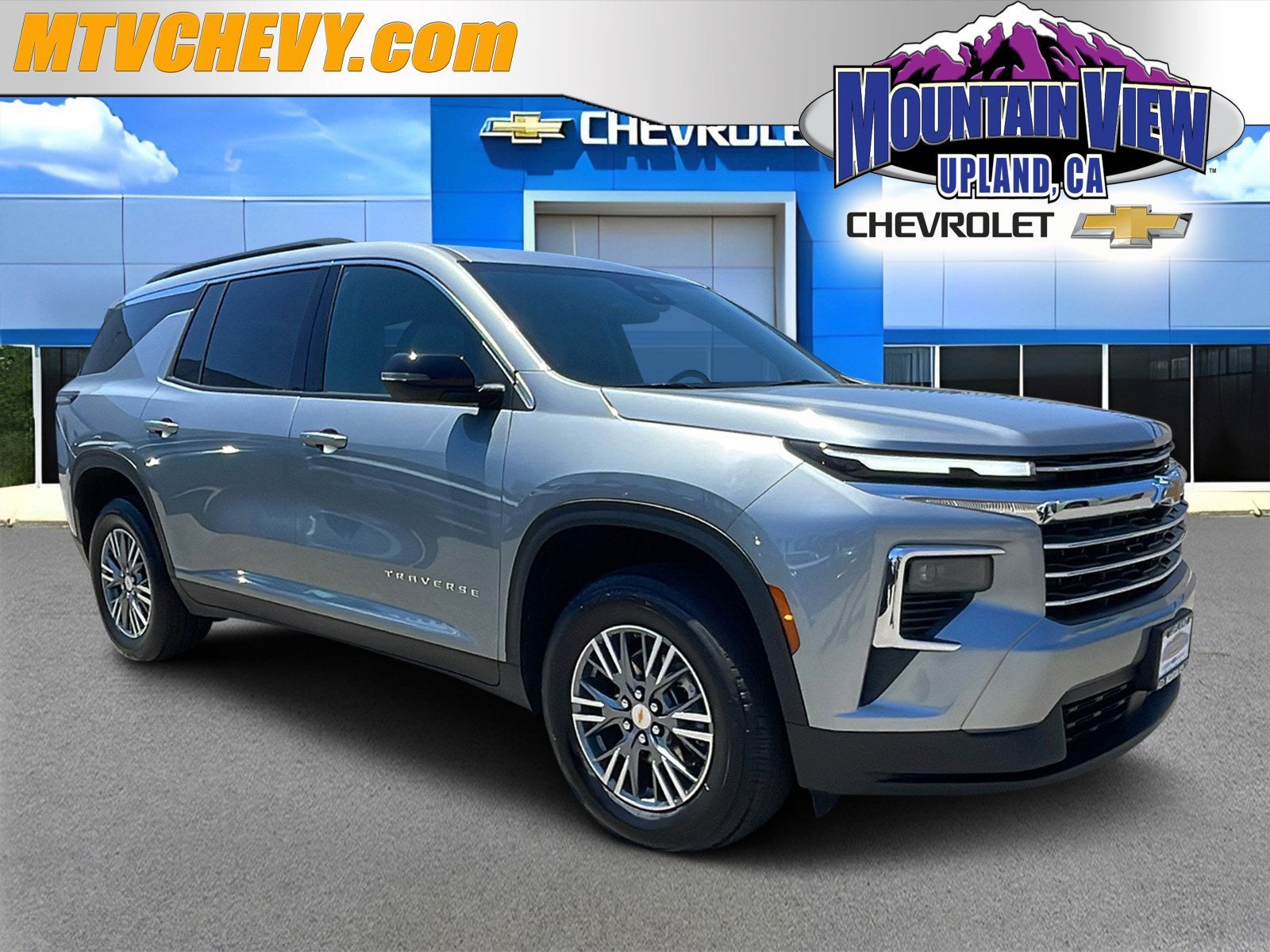 2025 Chevrolet Traverse LT