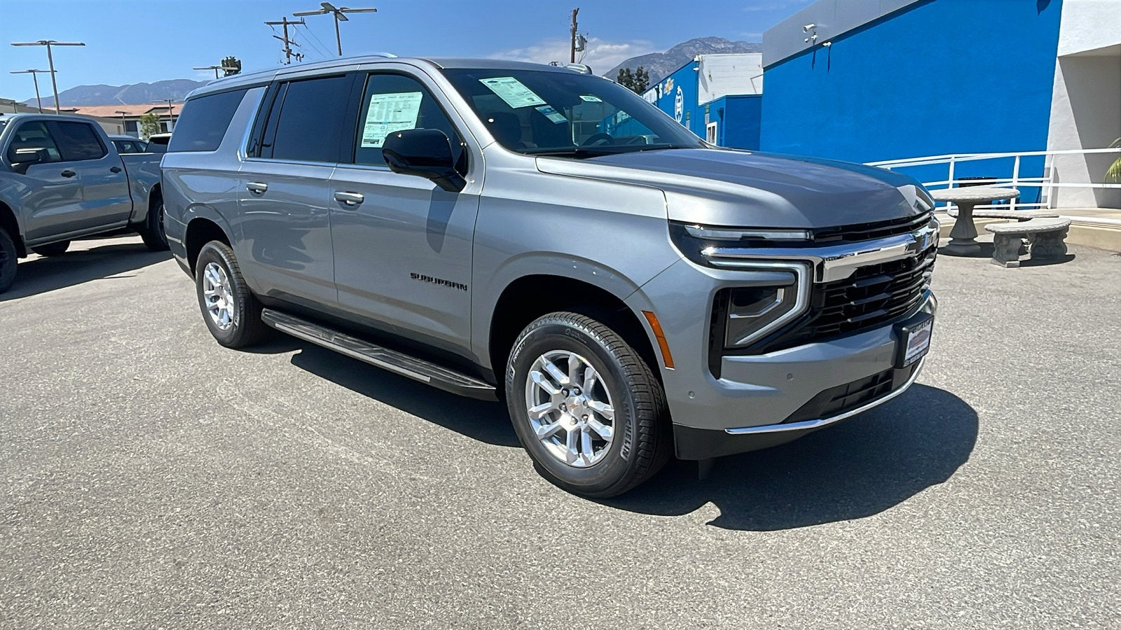 2026 Chevrolet Suburban LS