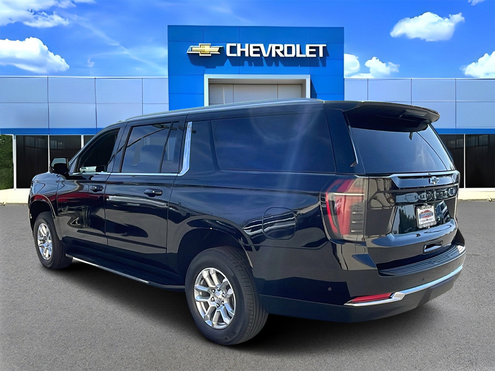 2026 Chevrolet Suburban LS
