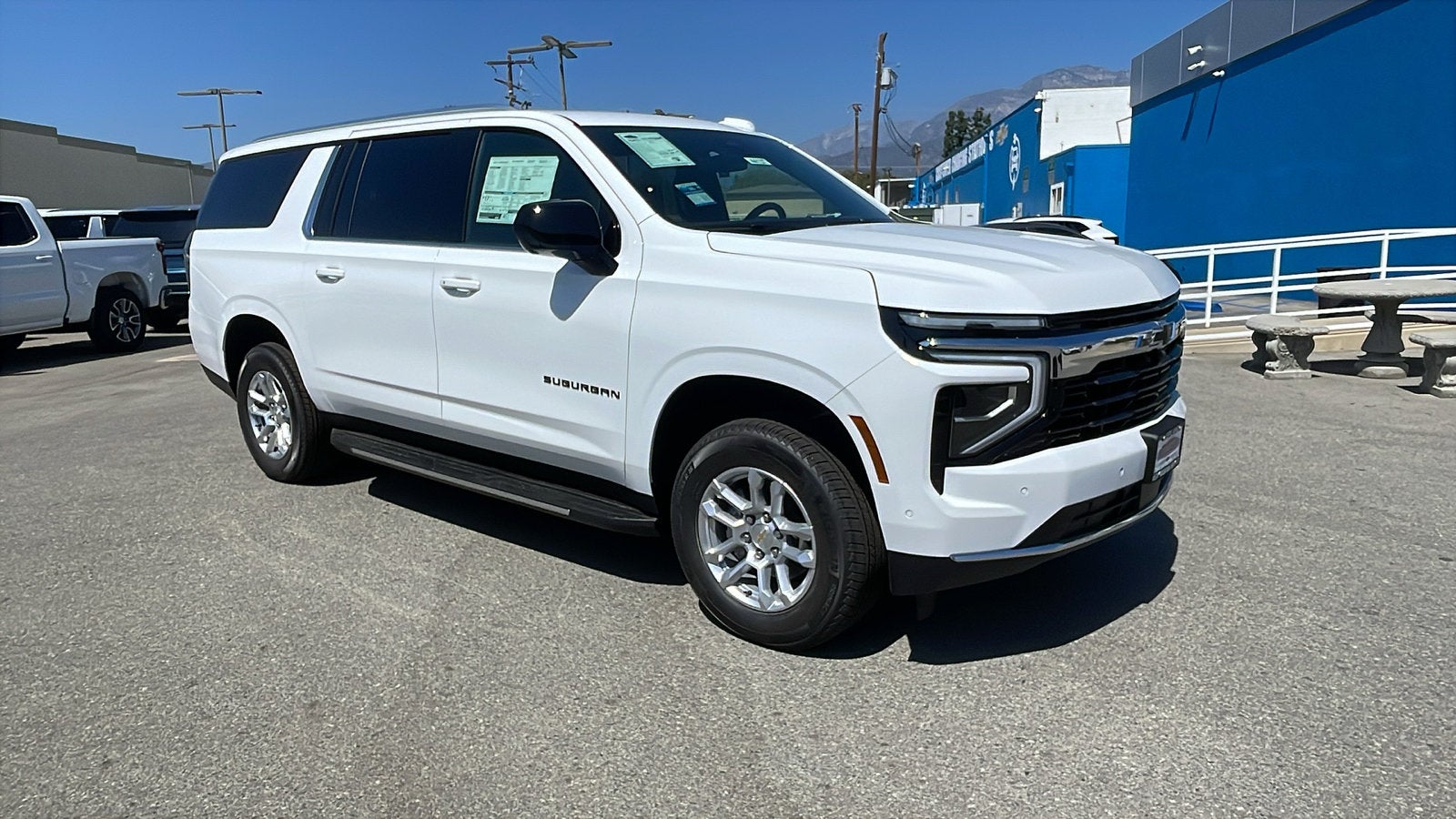 2026 Chevrolet Suburban LS
