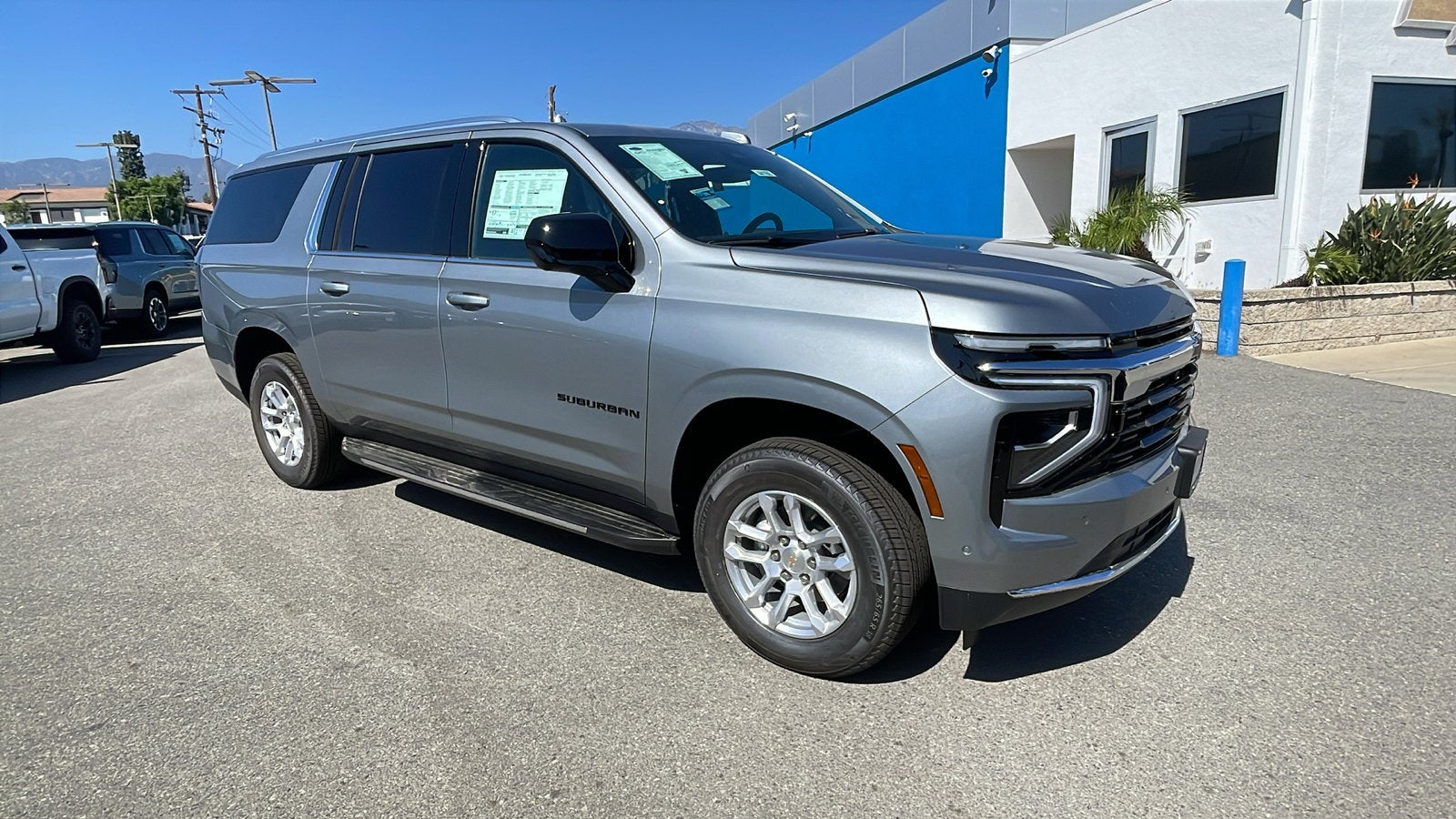 2026 Chevrolet Suburban LS