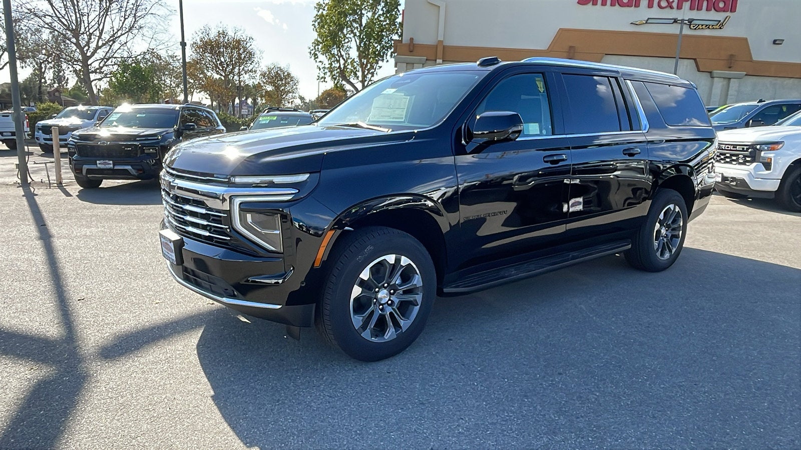 2027 Chevrolet Suburban LT