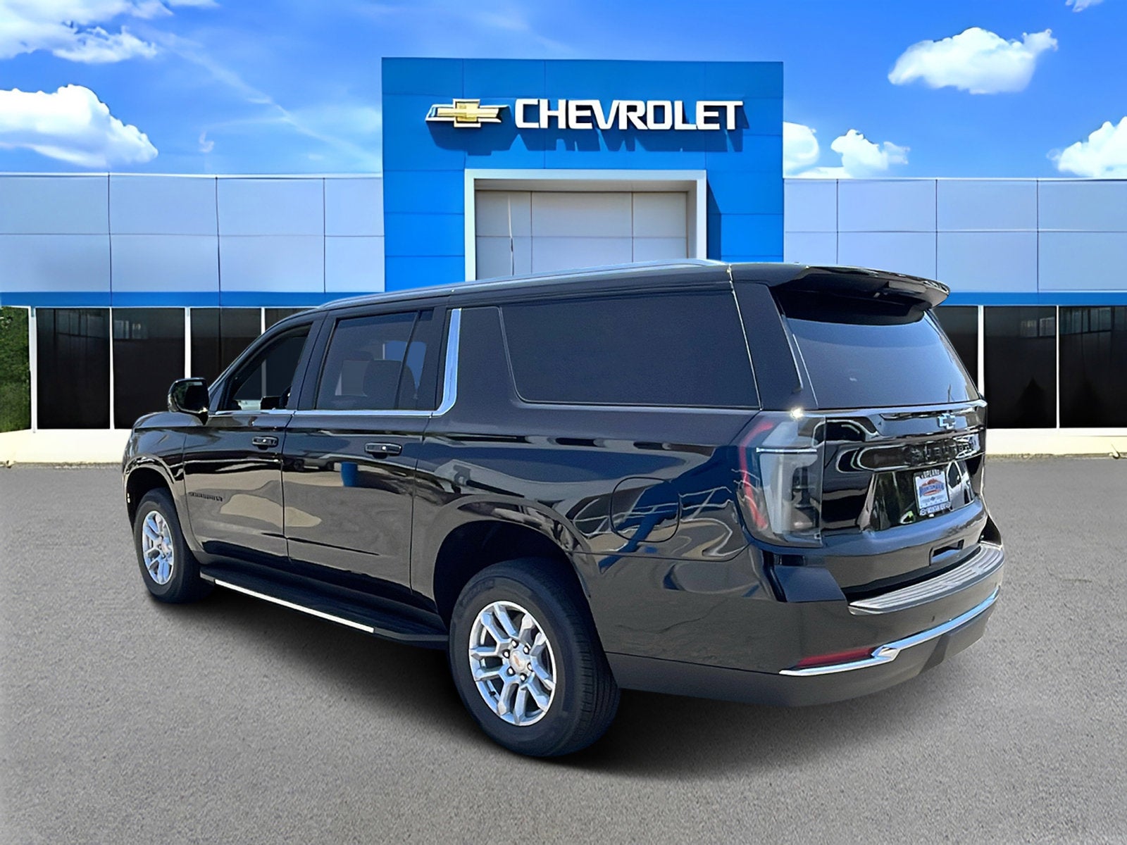 2026 Chevrolet Suburban LT