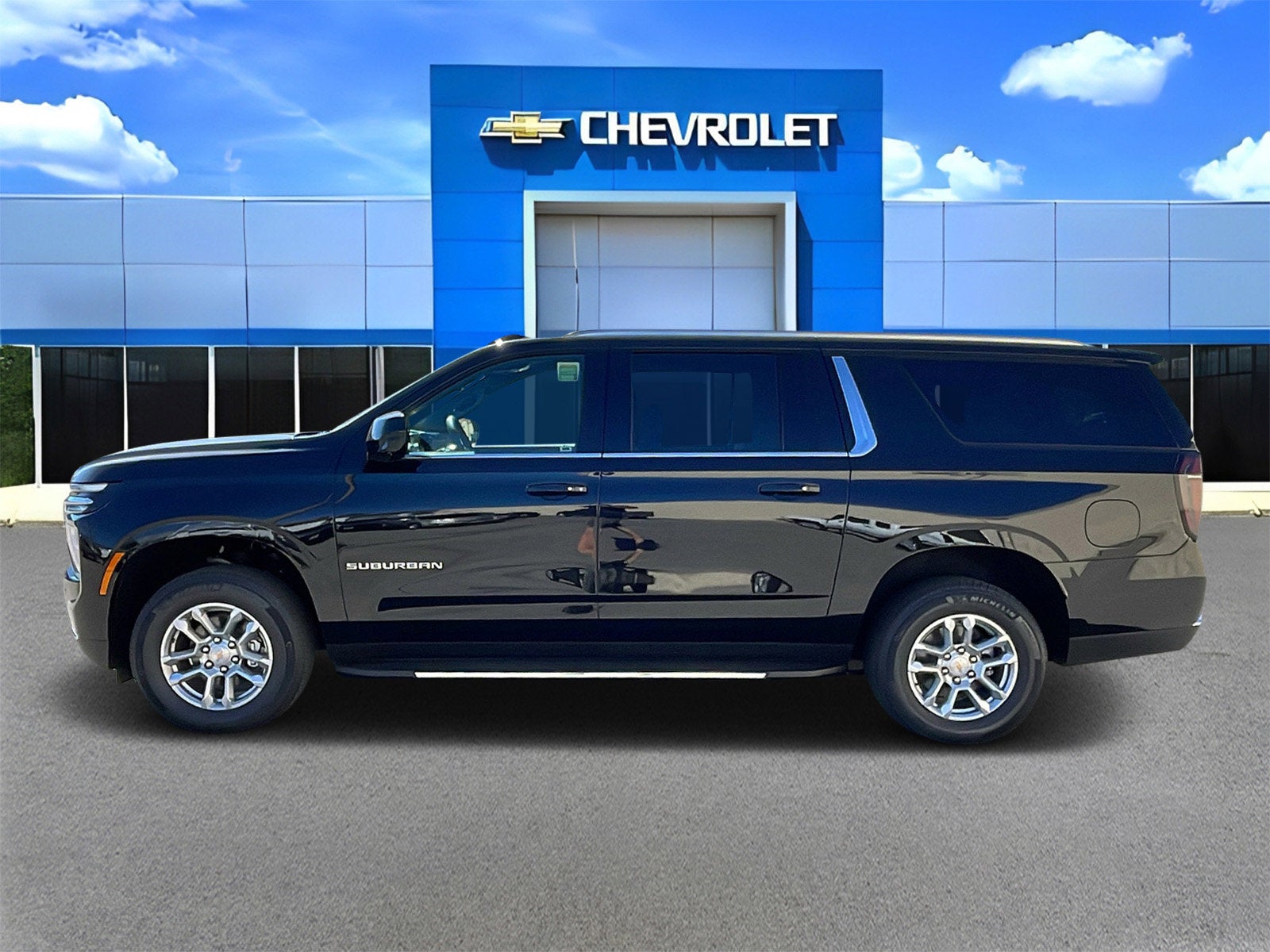 2026 Chevrolet Suburban LT