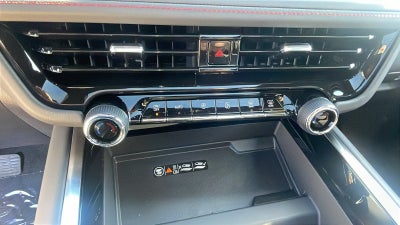 2027 Chevrolet Suburban RST