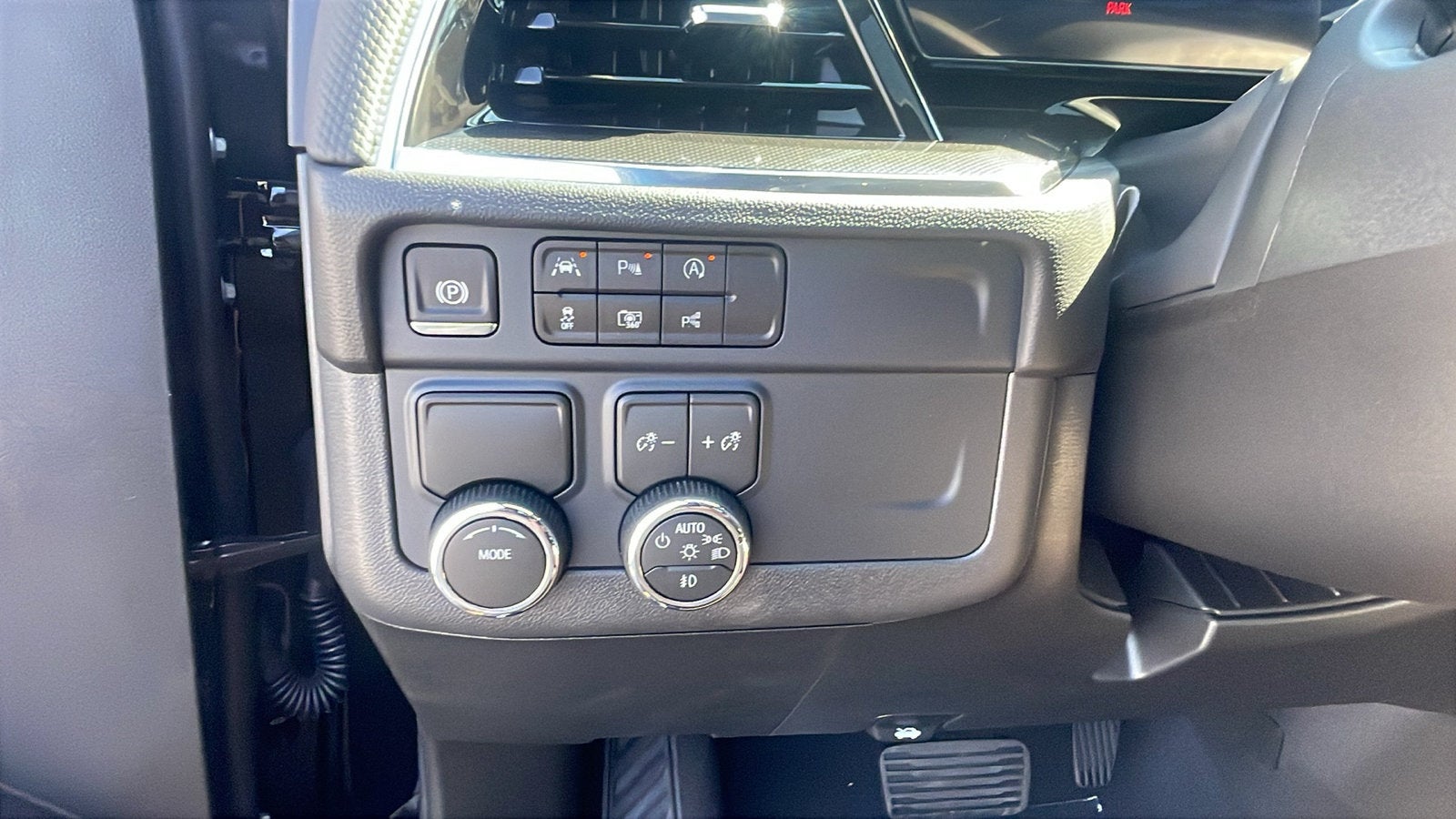 2027 Chevrolet Suburban RST