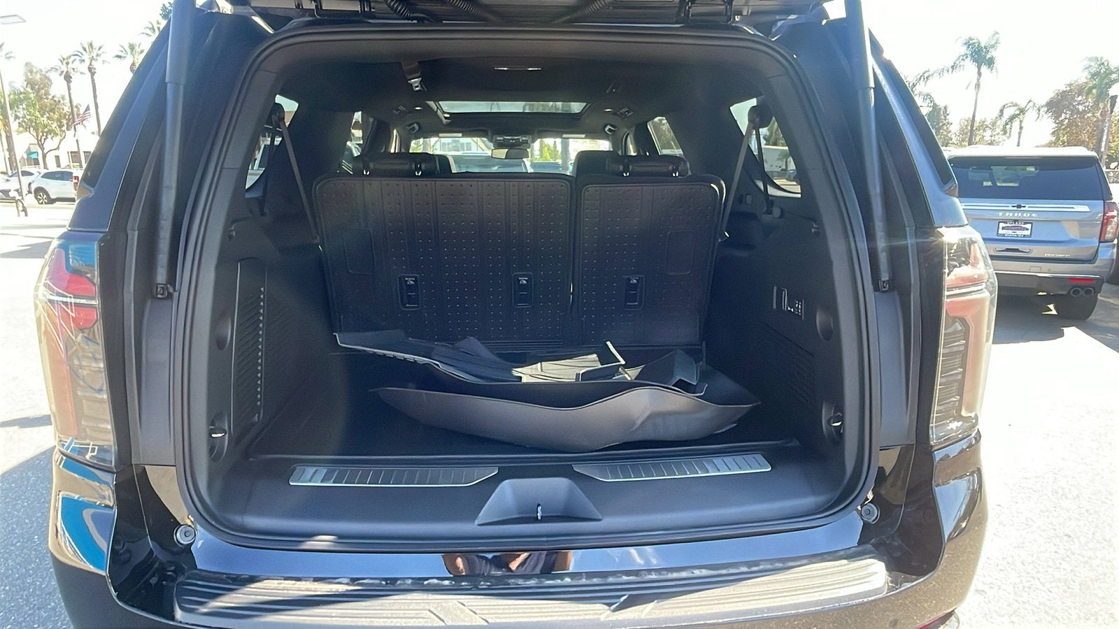 2027 Chevrolet Suburban RST