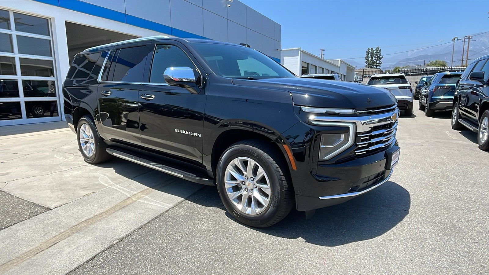 2025 Chevrolet Suburban Premier