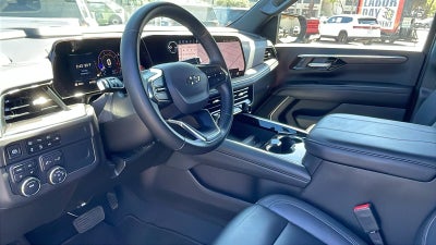 2025 Chevrolet Suburban Z71