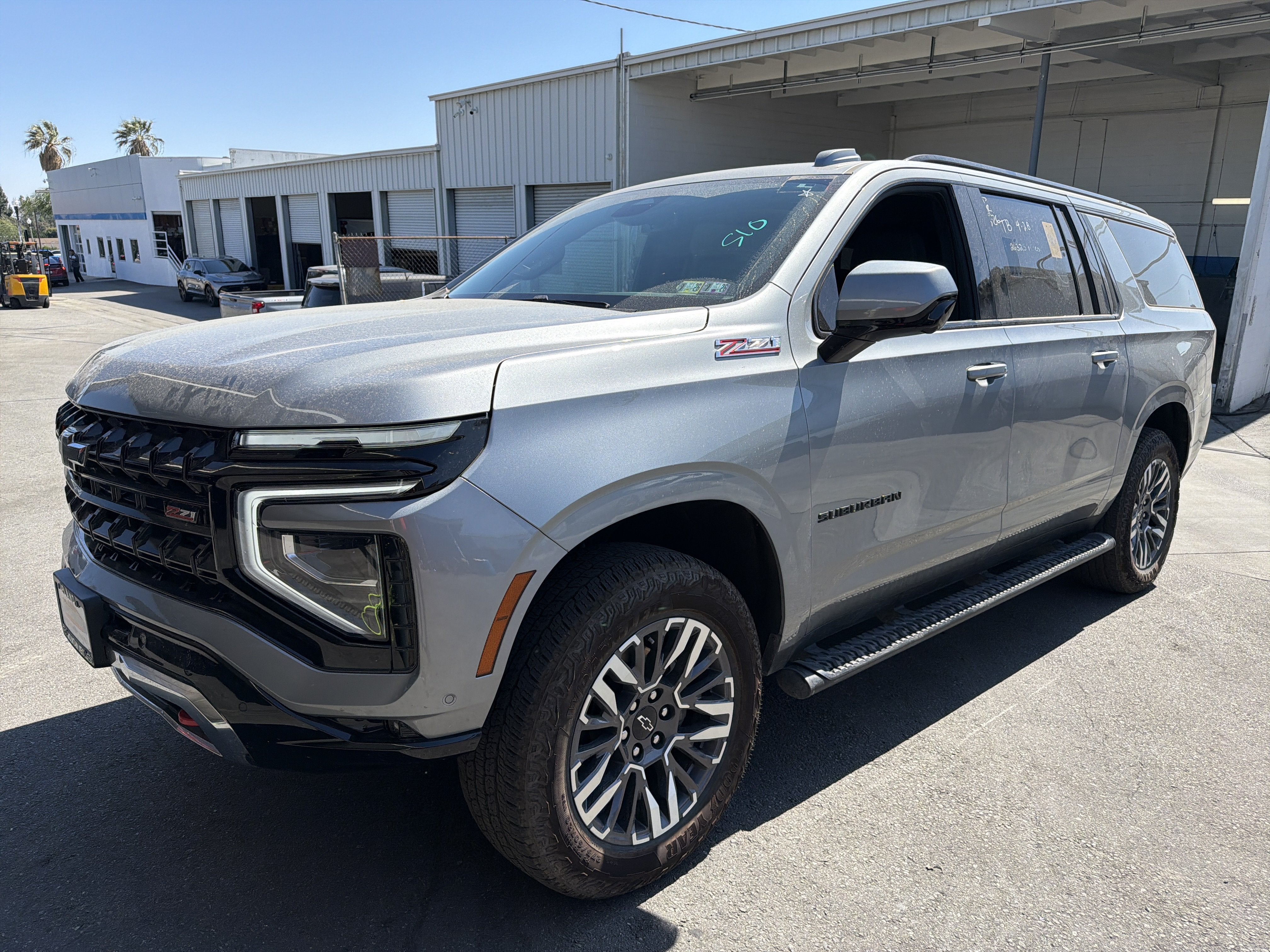 2025 Chevrolet Suburban Z71