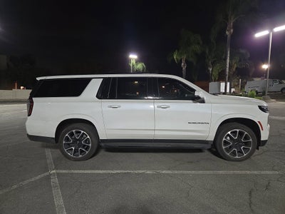 2025 Chevrolet Suburban RST