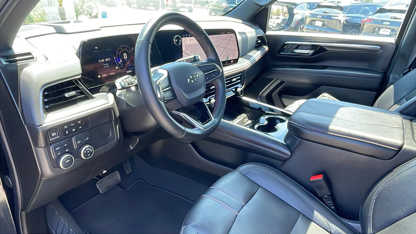 2025 Chevrolet Suburban RST