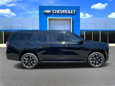 2025 Chevrolet Suburban RST
