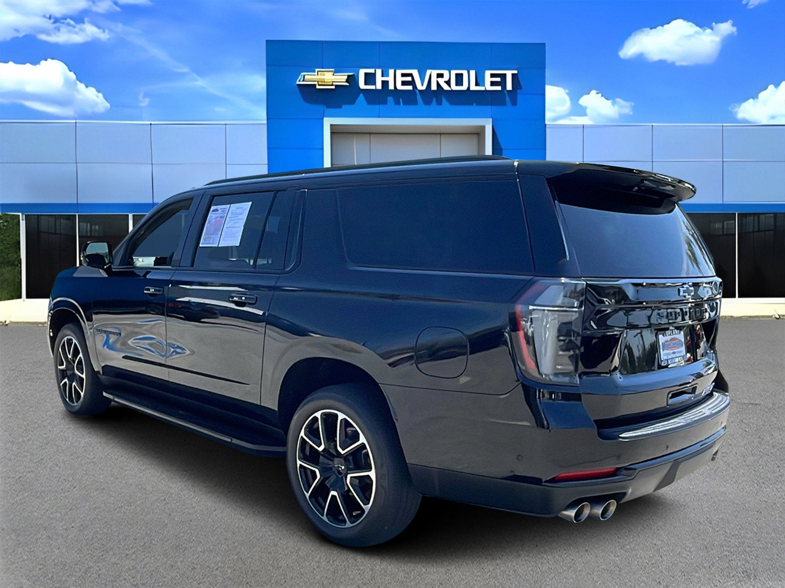 2025 Chevrolet Suburban RST