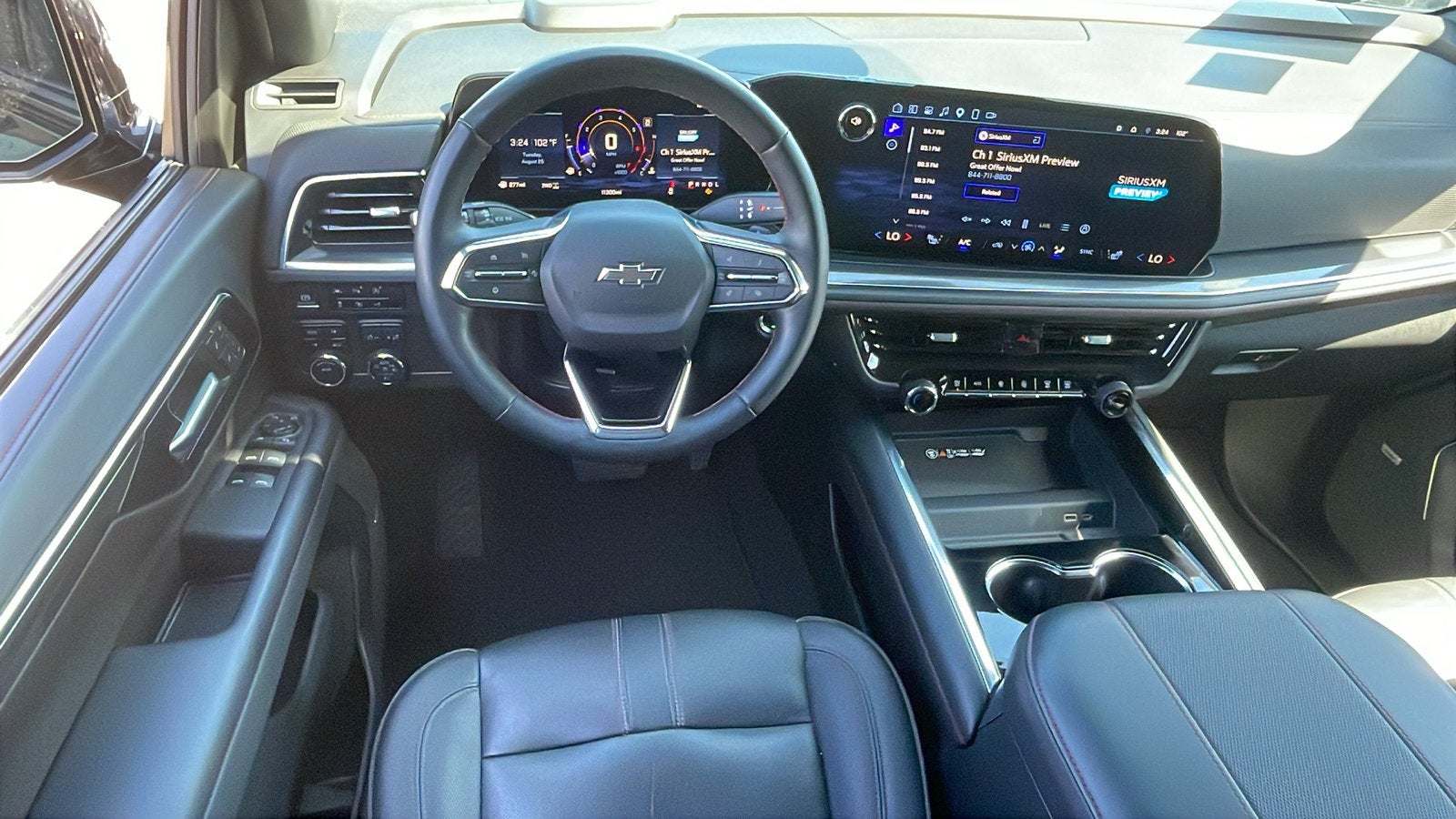 2025 Chevrolet Suburban RST