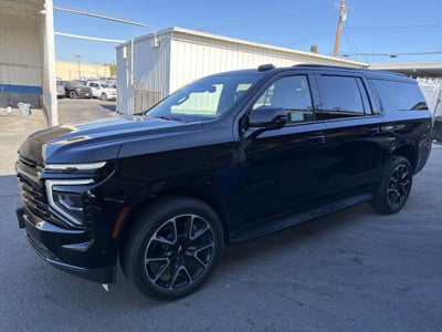 2025 Chevrolet Suburban RST