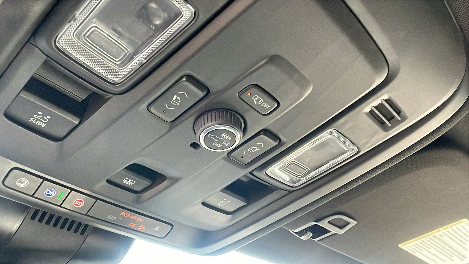 2025 Chevrolet Suburban RST